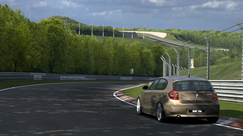Illustration for article titled Should Driving Game Developer Gives you Choice of Engines?